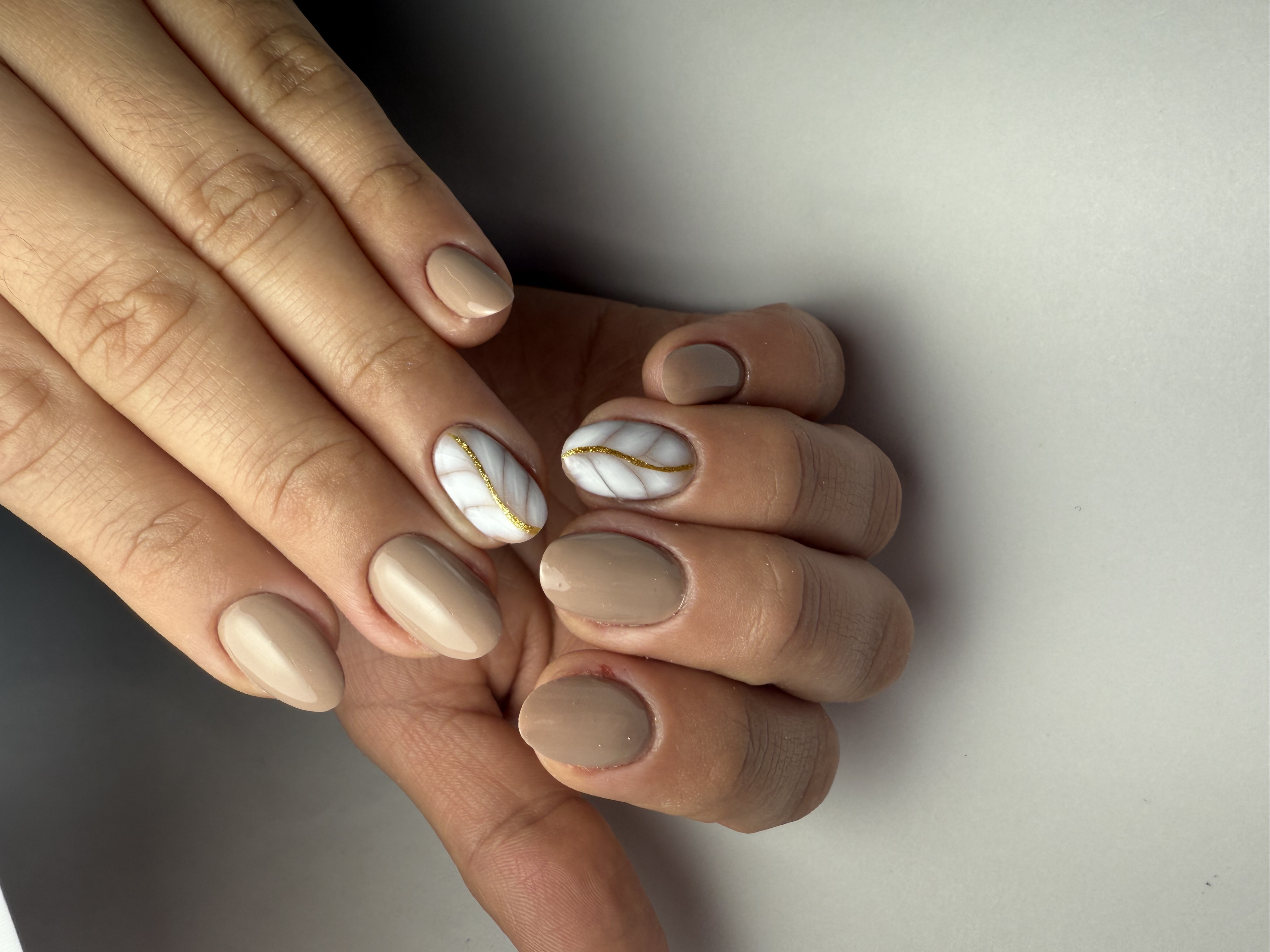 Foto del servicio Manicura Semipermanente