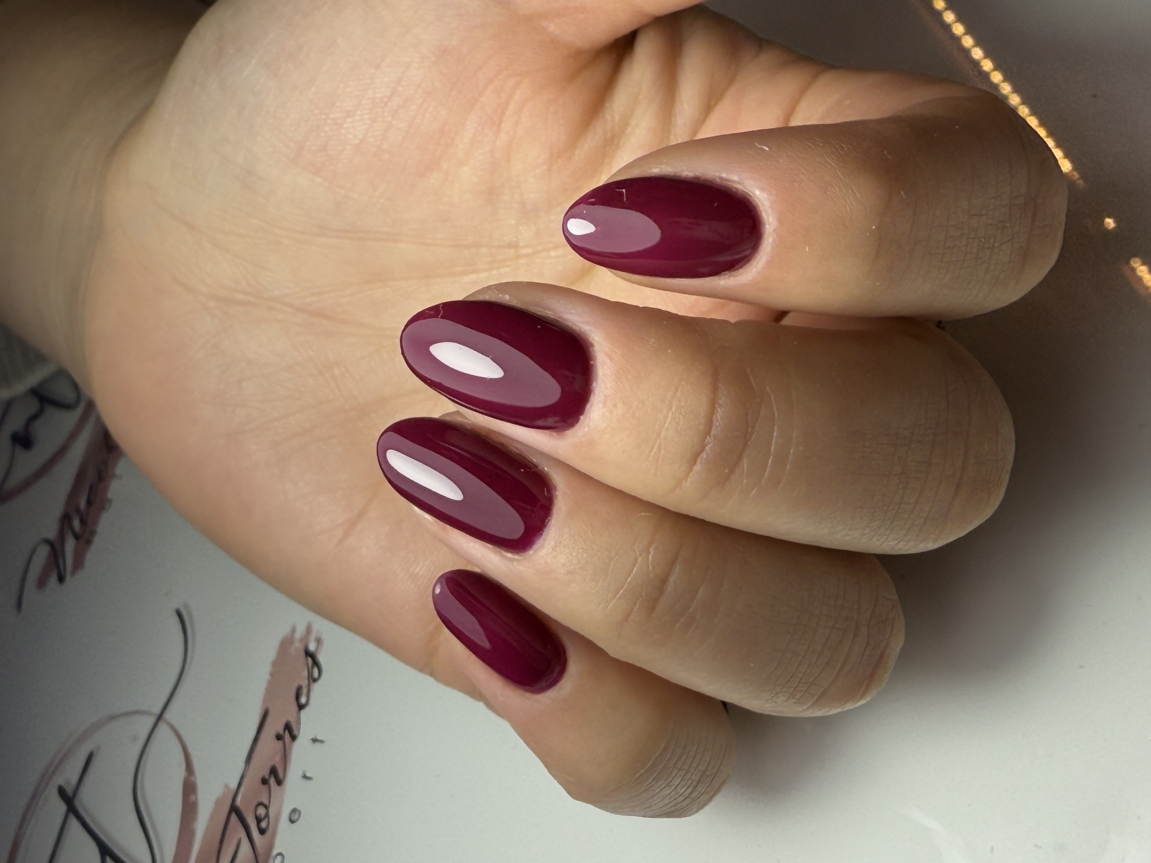 Foto del servicio Manicura semipermanente express