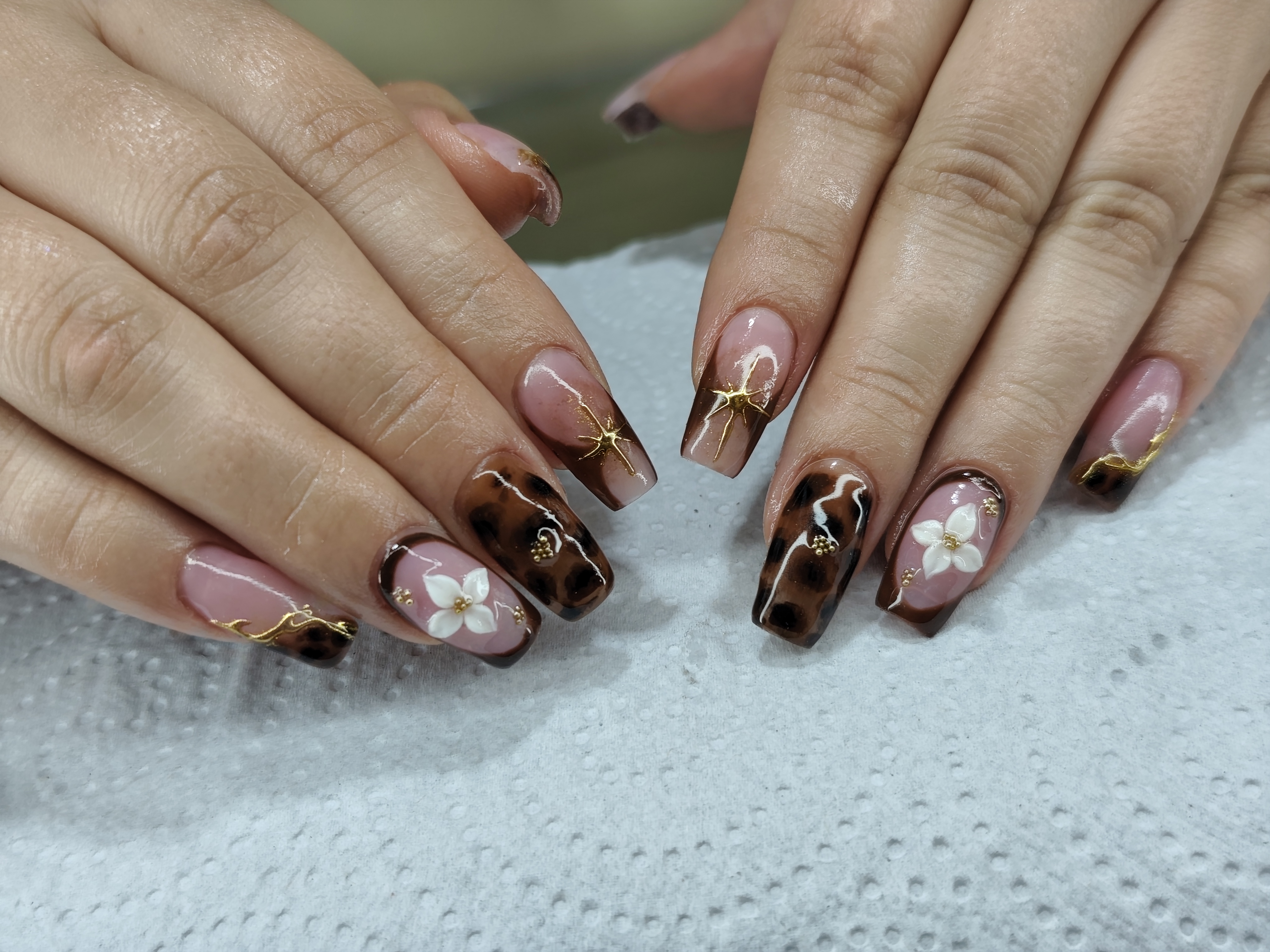 Foto del servicio Forrado uñas natural