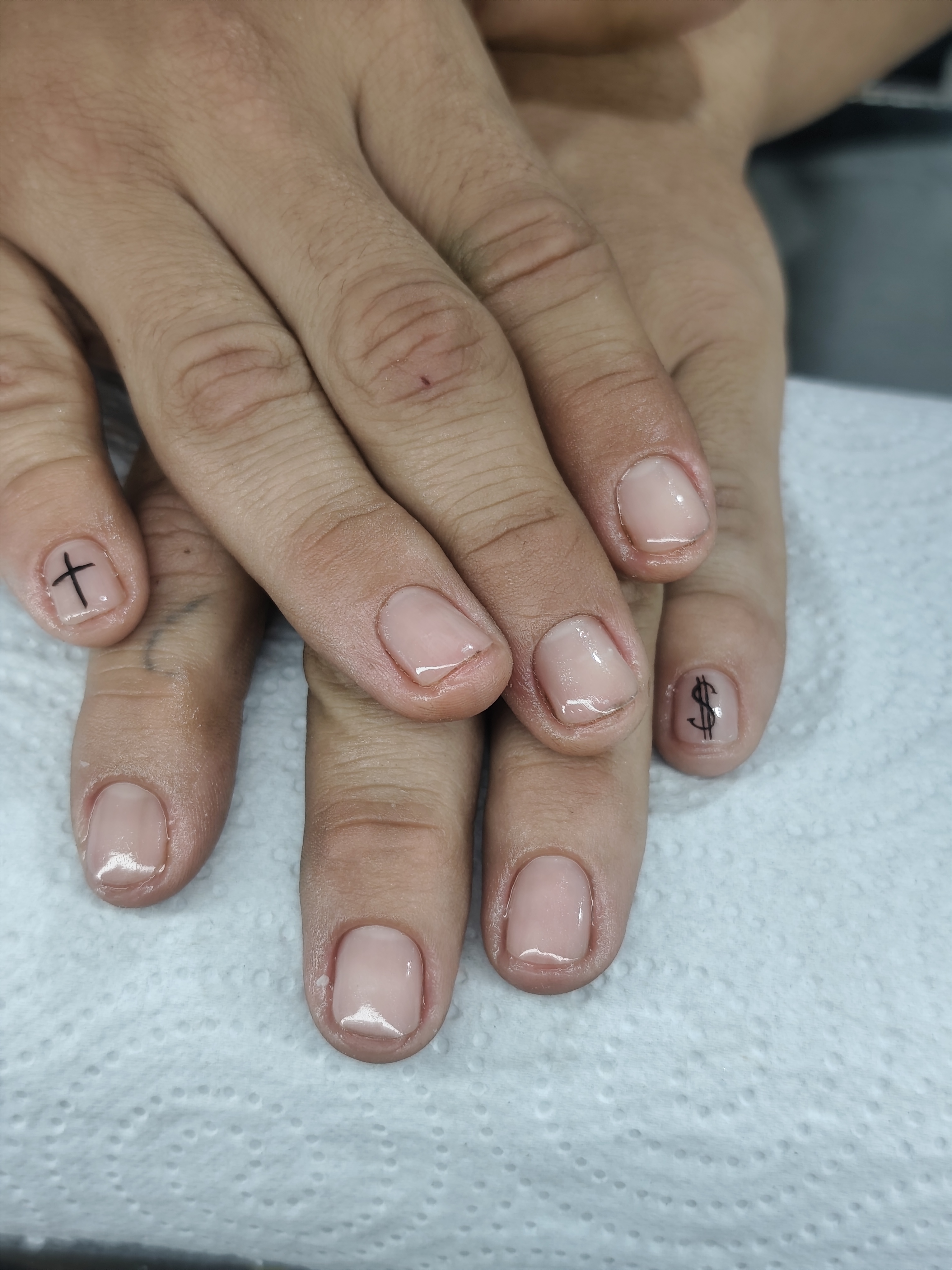 Foto del servicio Manicure hombre