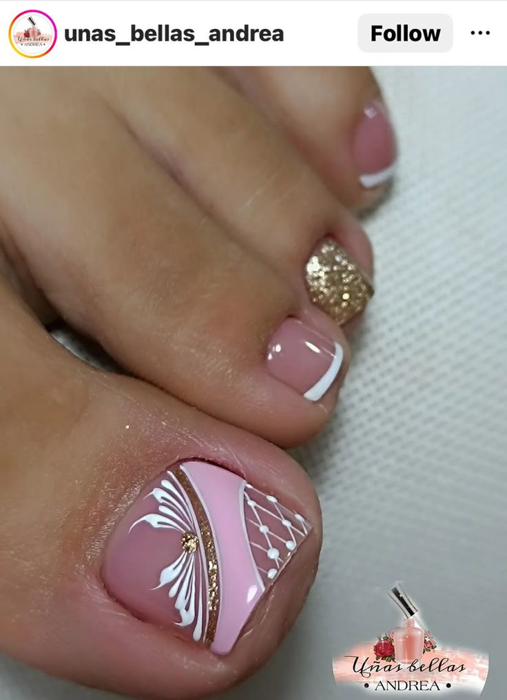 Foto del servicio Pedicura semipermanente