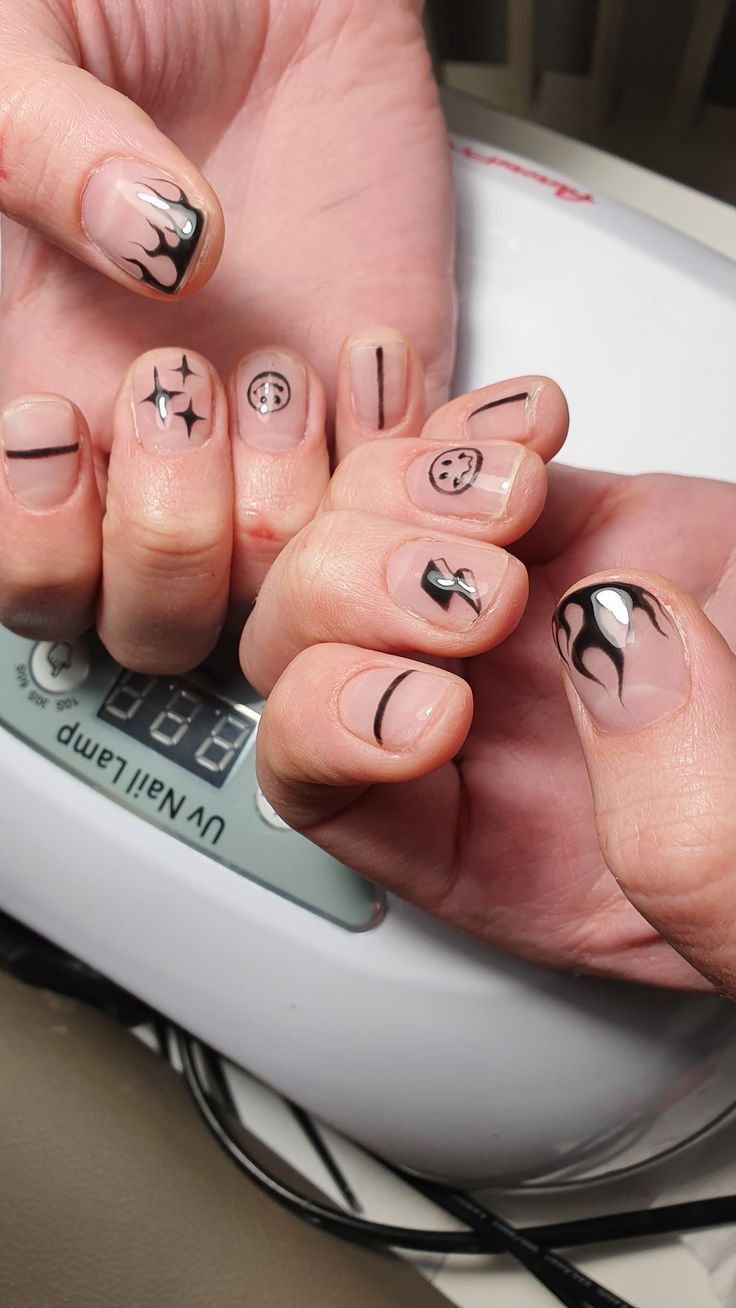 Foto del servicio Manicura semipermanente 6