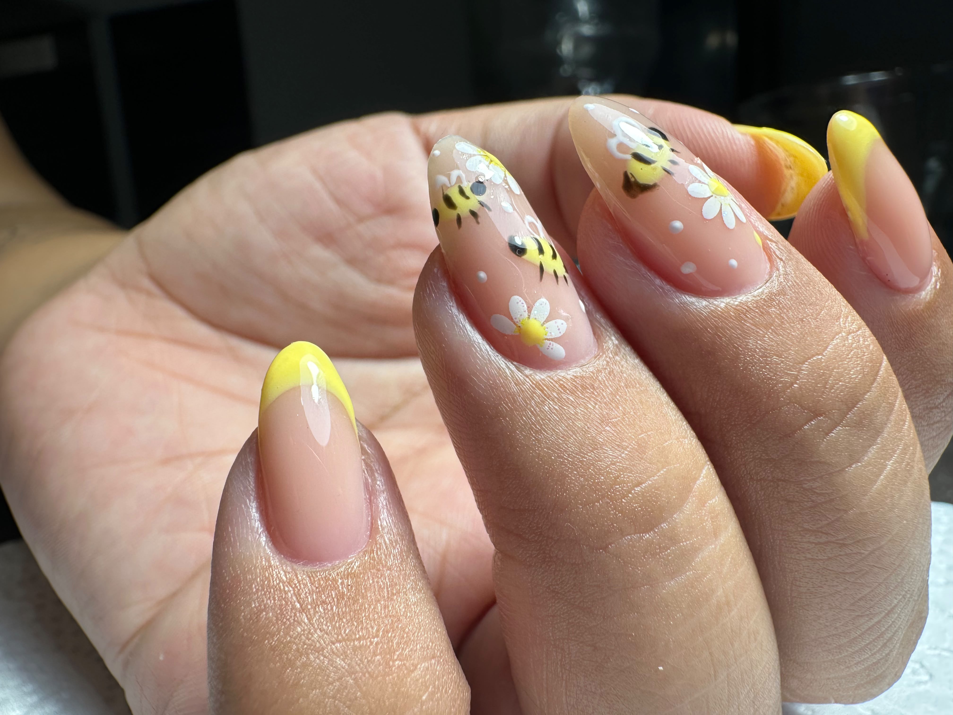 Foto del servicio Manos semipermanente+ Builder Gel