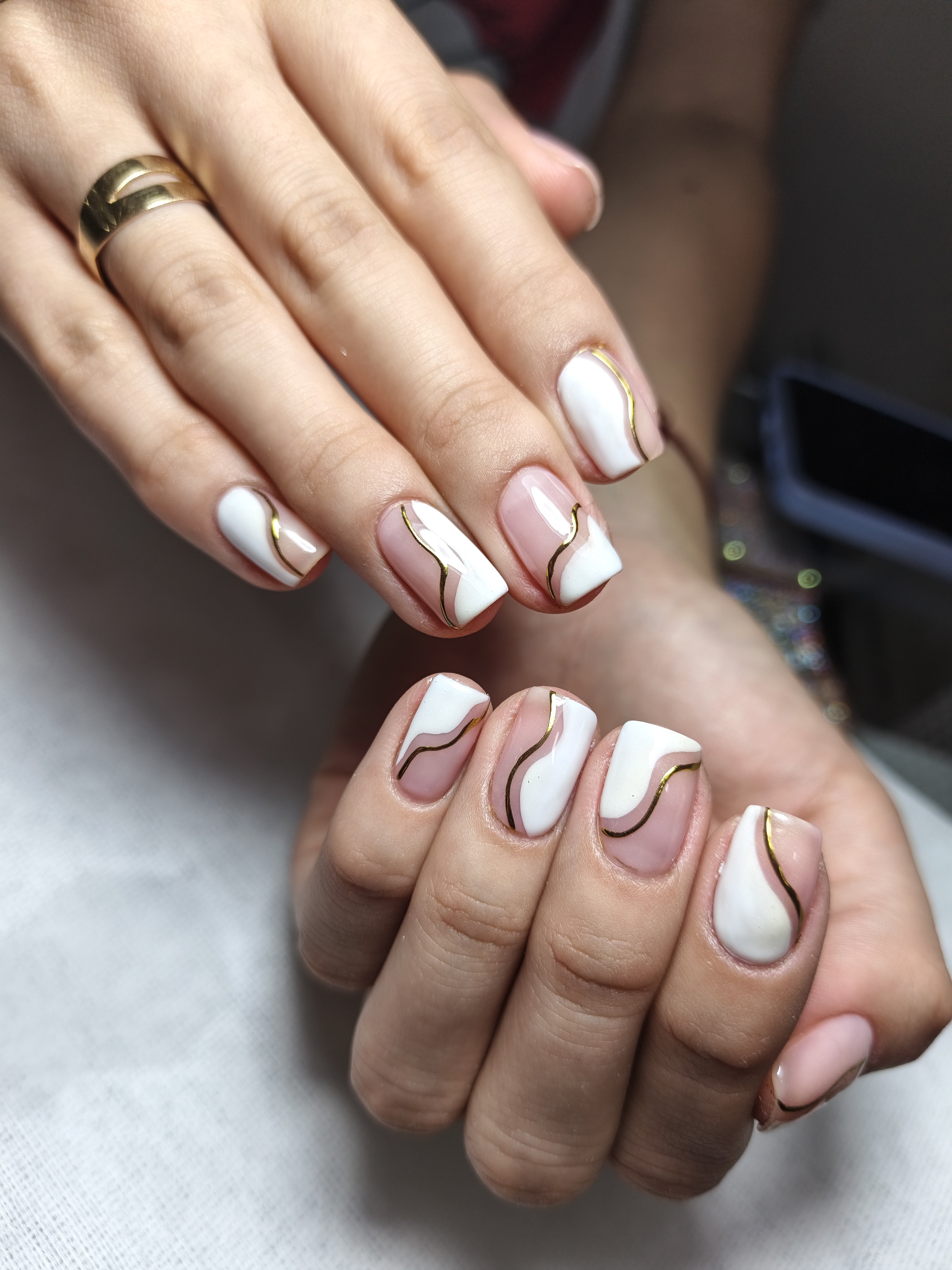 Foto del servicio Manicura Semipermanente