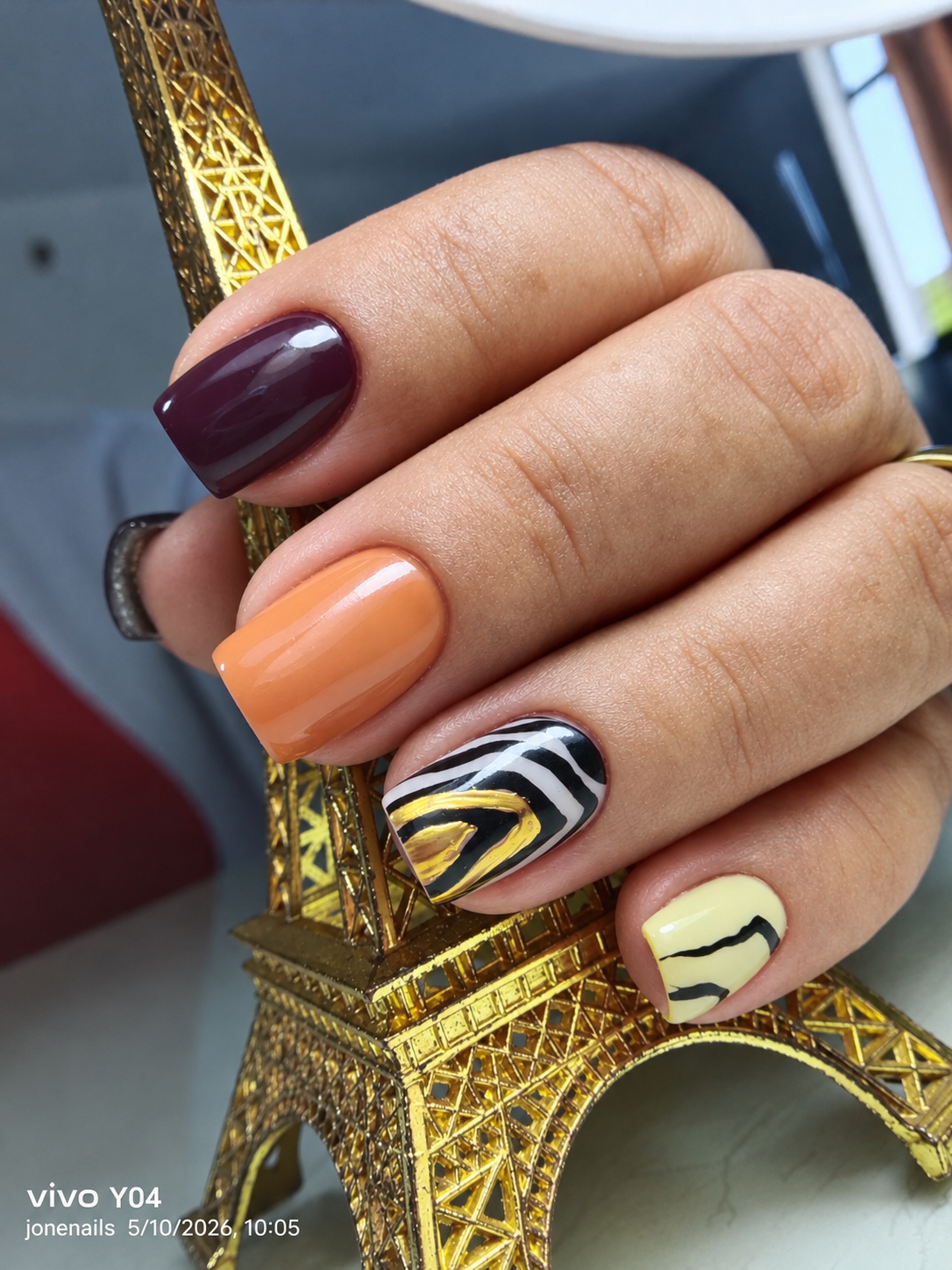 Foto del servicio Manicura Semipermanente De lujo,