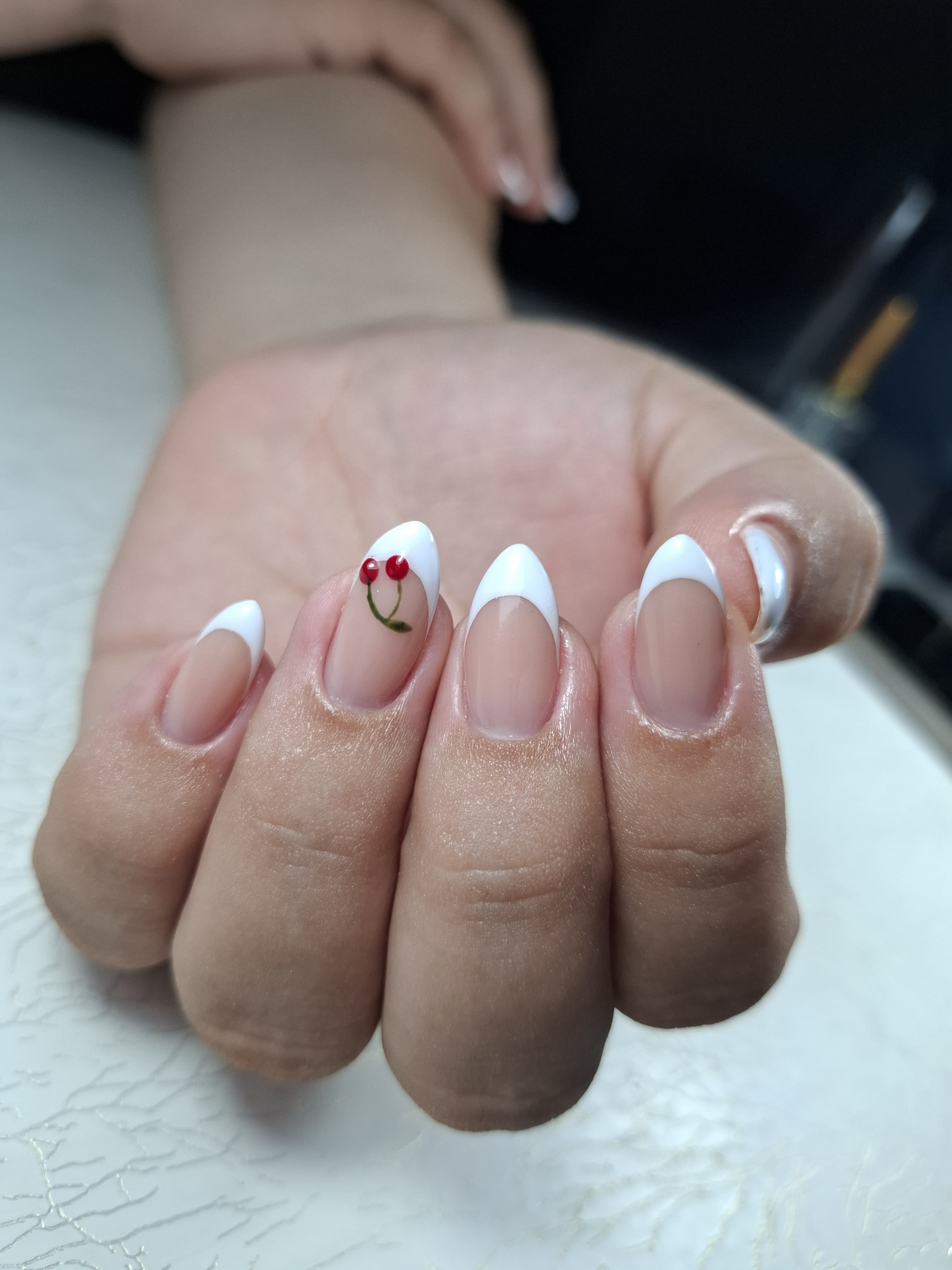 Foto del servicio Manos semipermanente+ Builder Gel