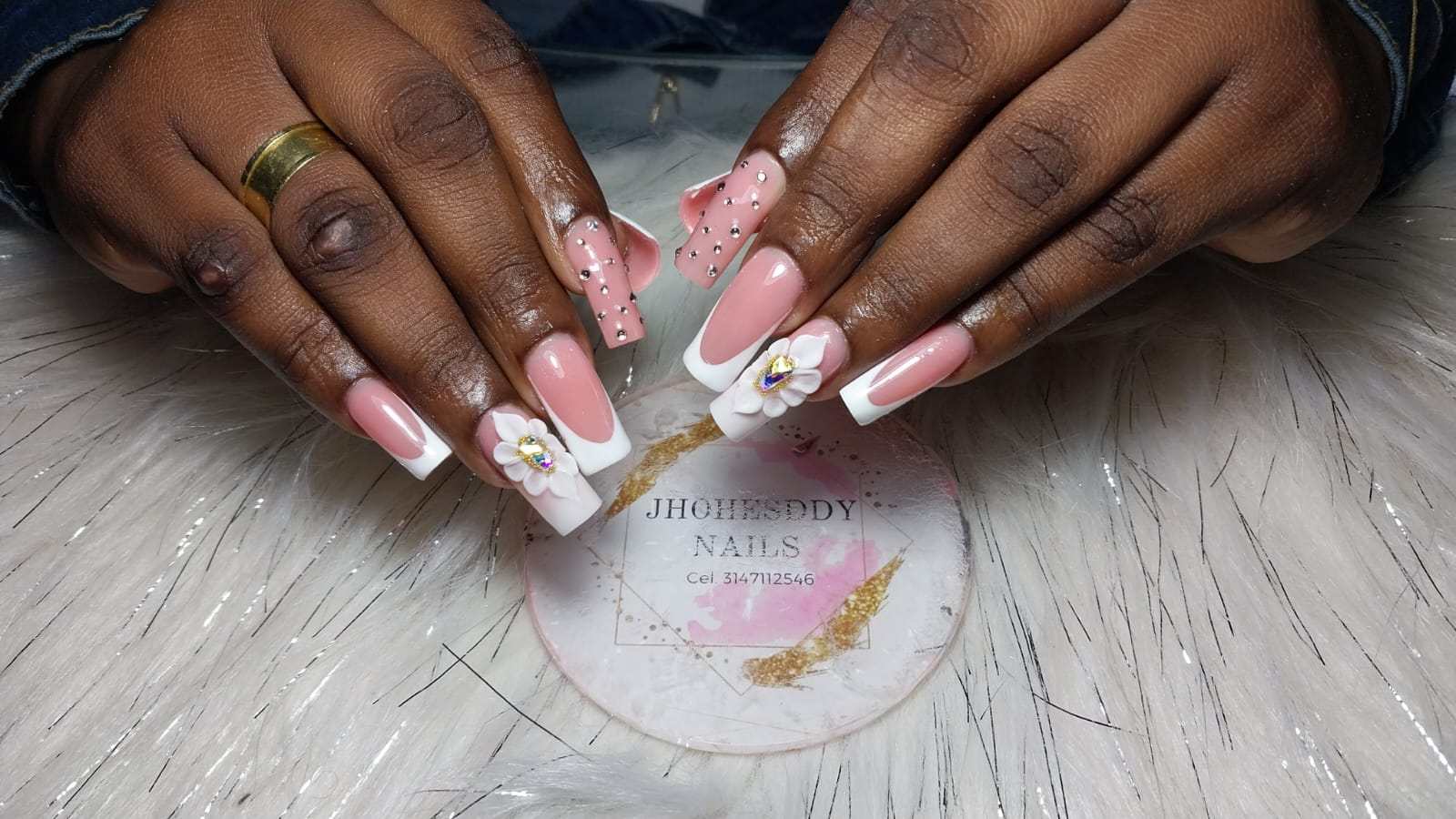 Foto del servicio Uñas acrilicas