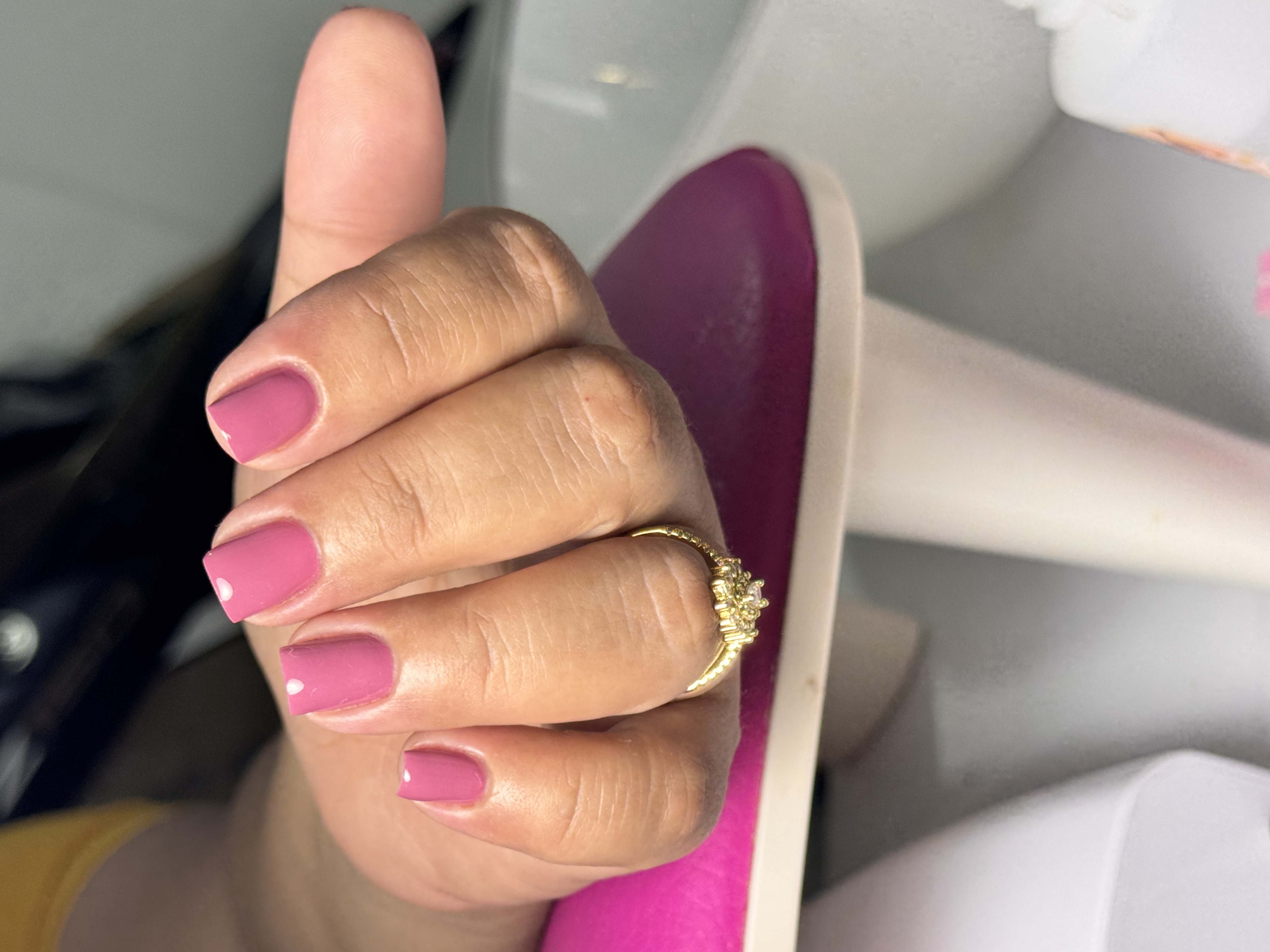 Foto del servicio Esmaltados SEMIPERMANTES ✨