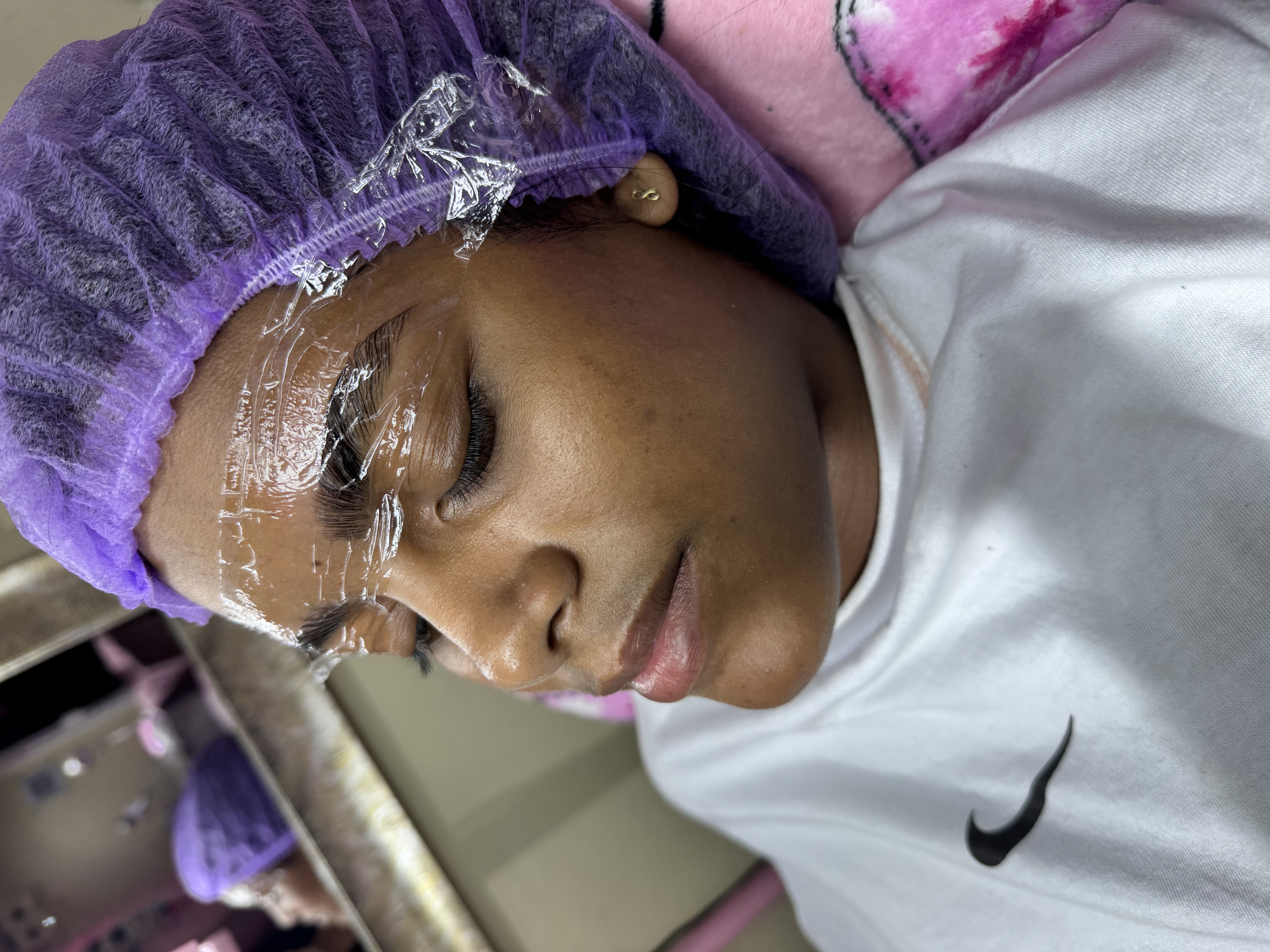 Foto del servicio Laminado de cejas